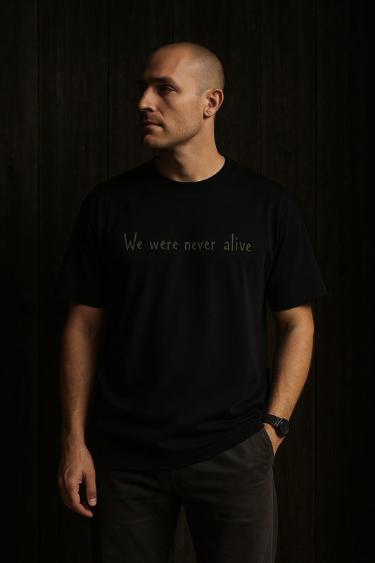 DEAD MEMORIES OVERSIZED T SHIRT